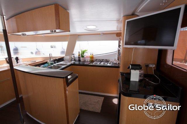 Fountaine Pajot Salina 48
