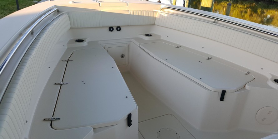 Grady-White Canyon 306