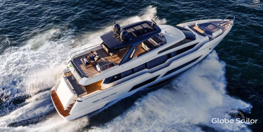 Ferretti 850
