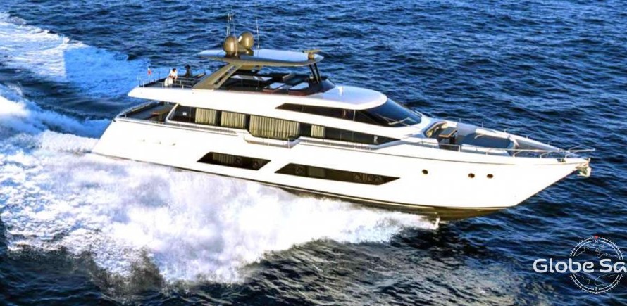 Ferretti 850