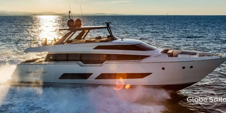 Ferretti 850