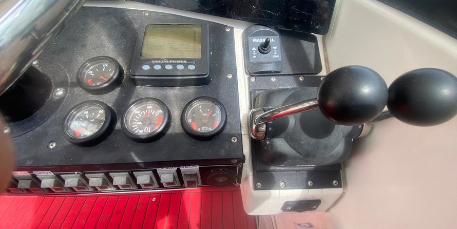 Rampage 31 Sportfisher