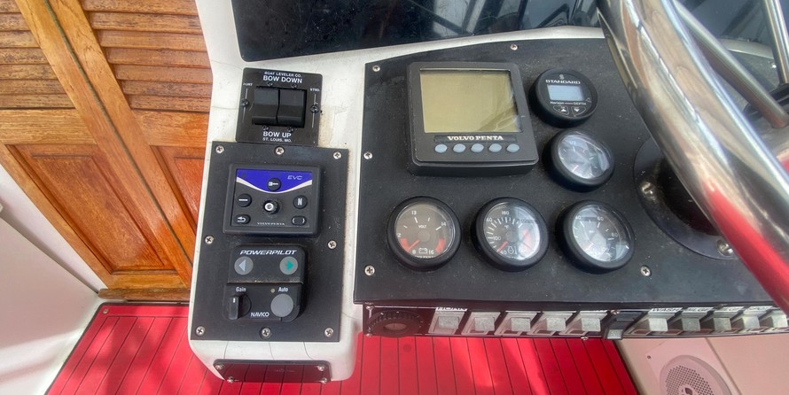 Rampage 31 Sportfisher