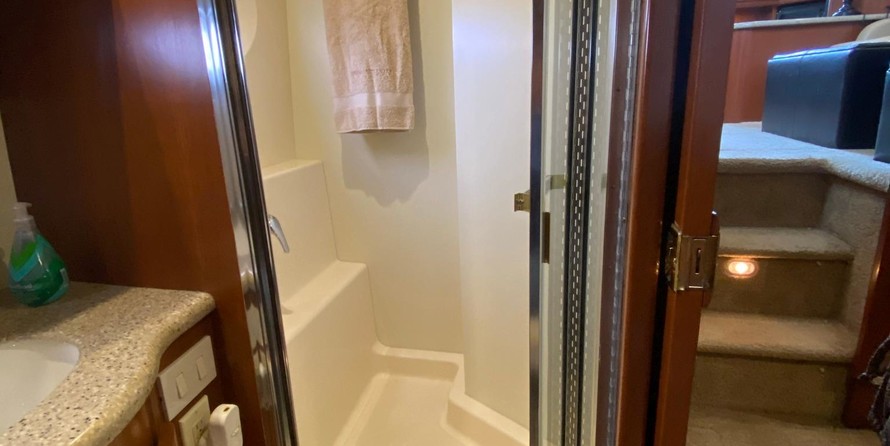 Silverton 35 Motor Yacht