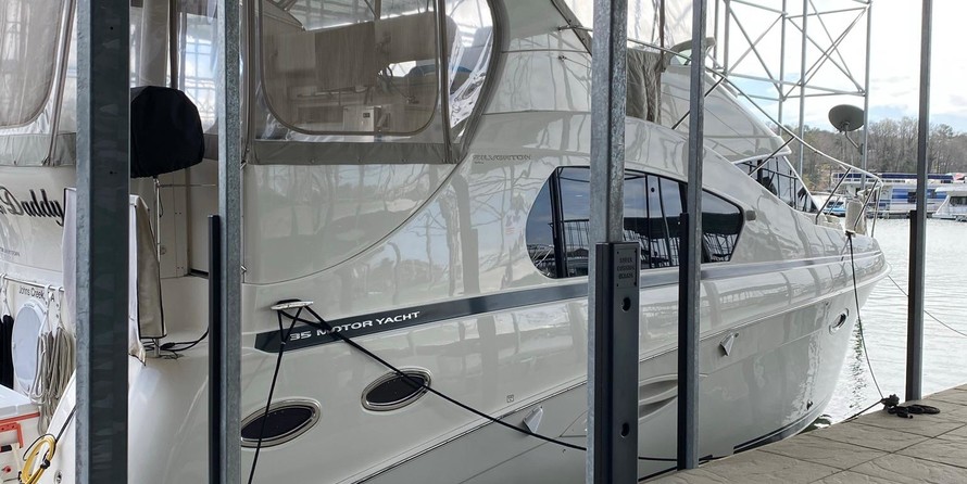 Silverton 35 Motor Yacht