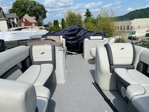 Starcraft Marine EX 22 R