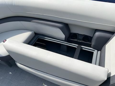 Starcraft Marine EX 22 R