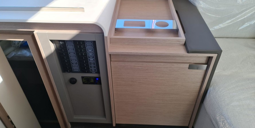 Fountaine Pajot Isla 40