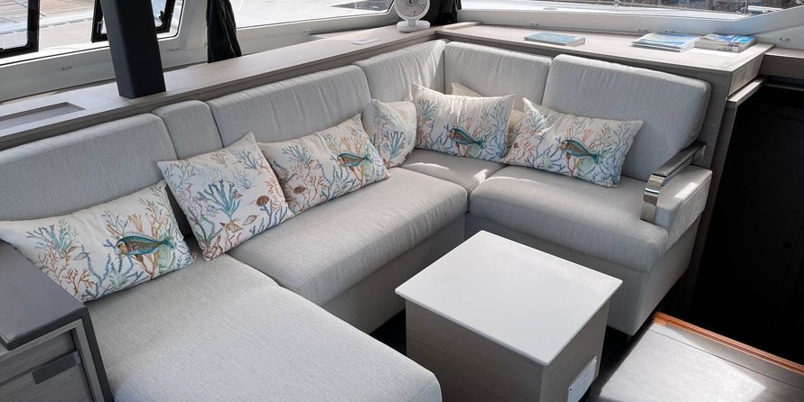 Fountaine Pajot Isla 40