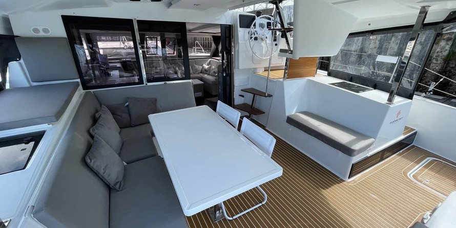Fountaine Pajot Isla 40