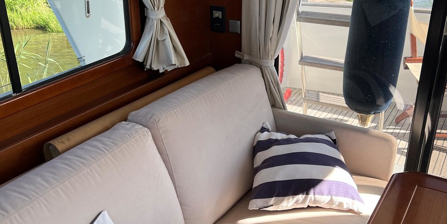 Beneteau Swift Trawler 34