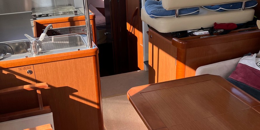 Beneteau Swift Trawler 34