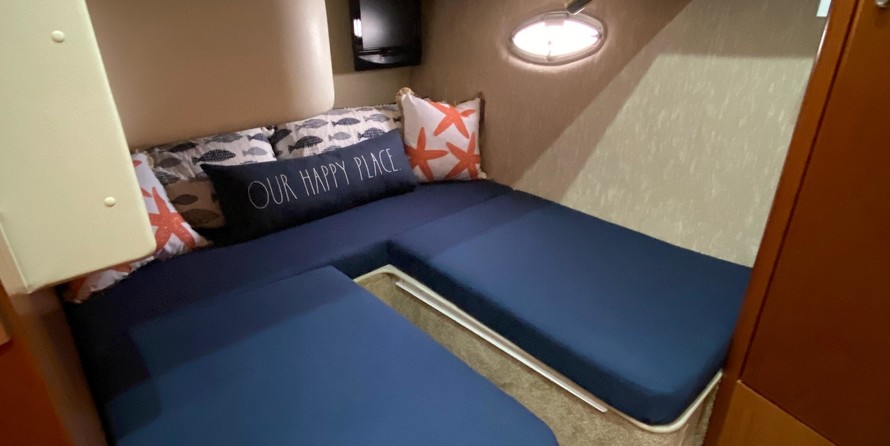 Silverton 38 Sport Bridge