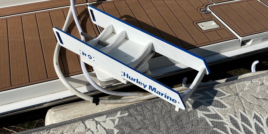 Silverton 38 Sport Bridge