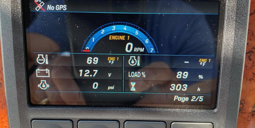 Silverton 38 Sport Bridge