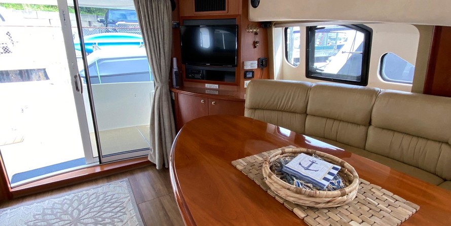 Silverton 38 Sport Bridge