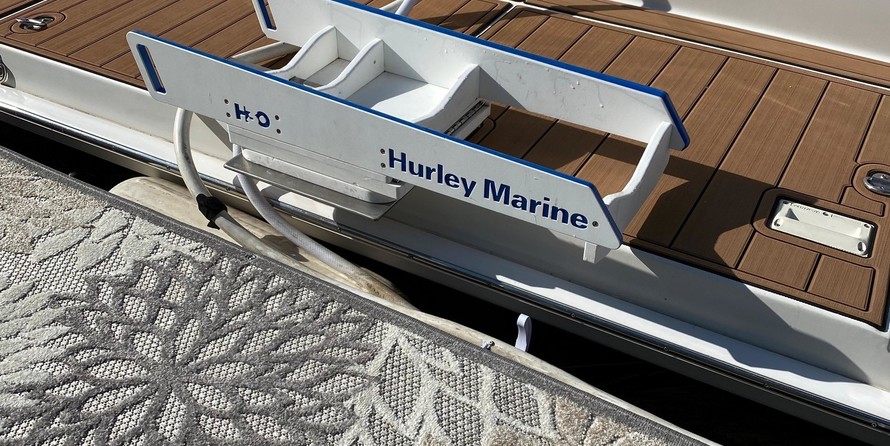 Silverton 38 Sport Bridge