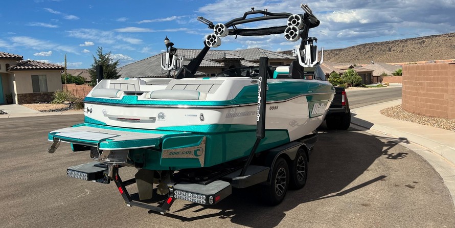 Malibu Wakesetter 23 LSV