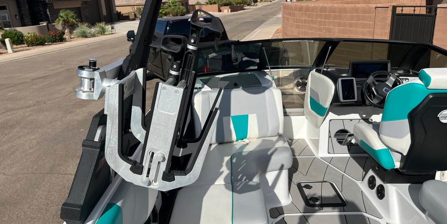 Malibu Wakesetter 23 LSV