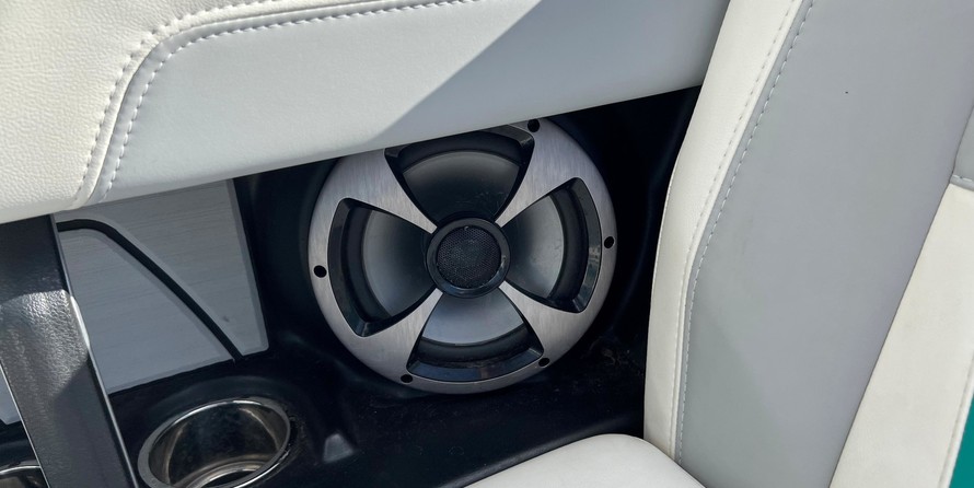 Malibu Wakesetter 23 LSV