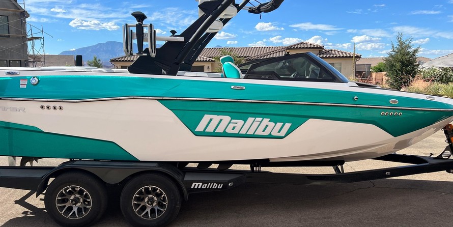 Malibu Wakesetter 23 LSV