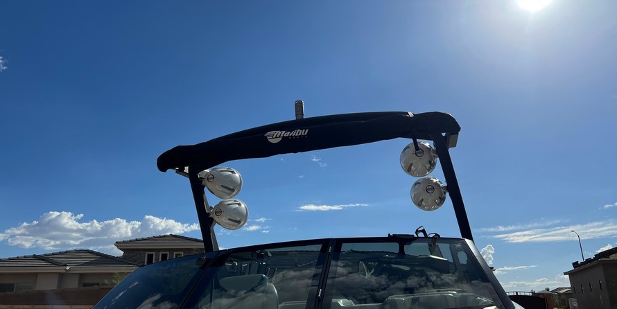 Malibu Wakesetter 23 LSV