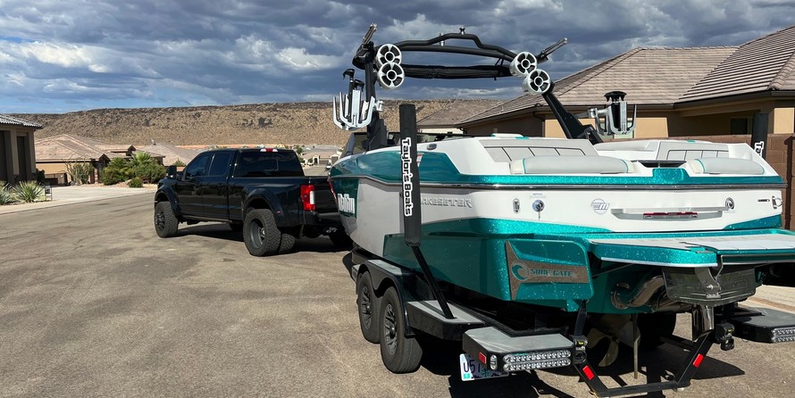 Malibu Wakesetter 23 LSV