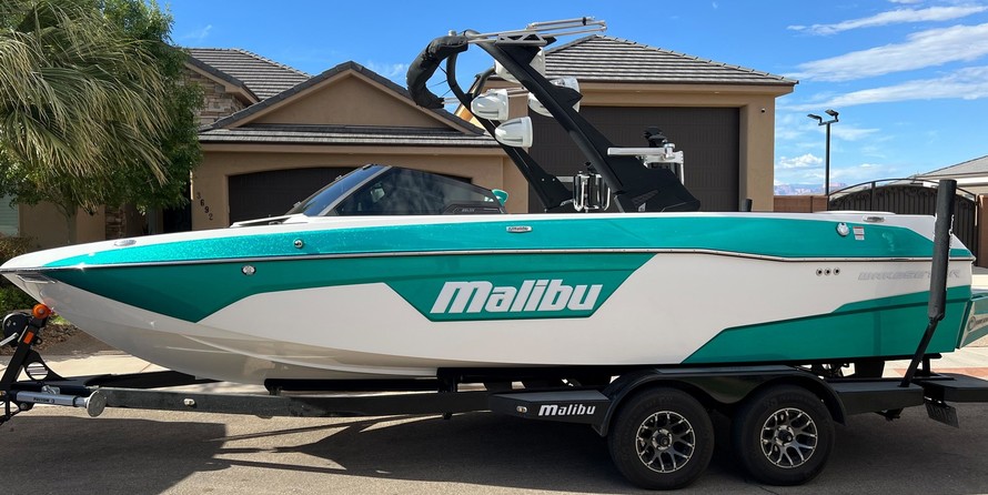 Malibu Wakesetter 23 LSV