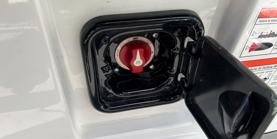 Malibu Wakesetter 23 LSV