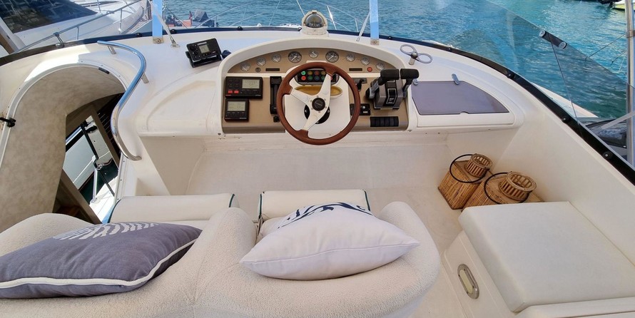 Fairline 55 Squadron