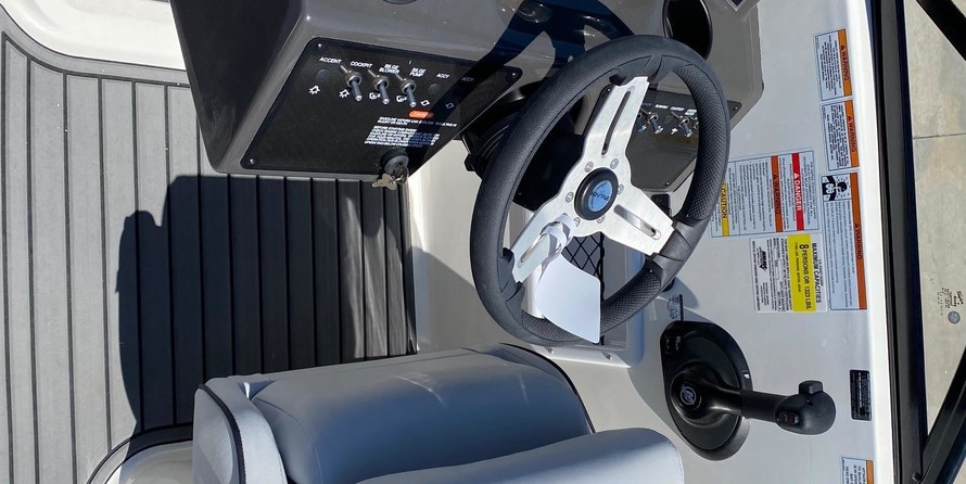 Bayliner VR5 BOWRIDER