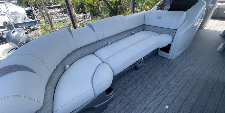 Avalon catalina 25 rf