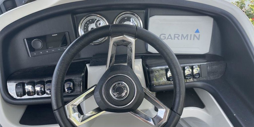 Avalon catalina 25 rf