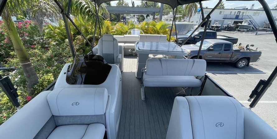 Avalon catalina 25 rf