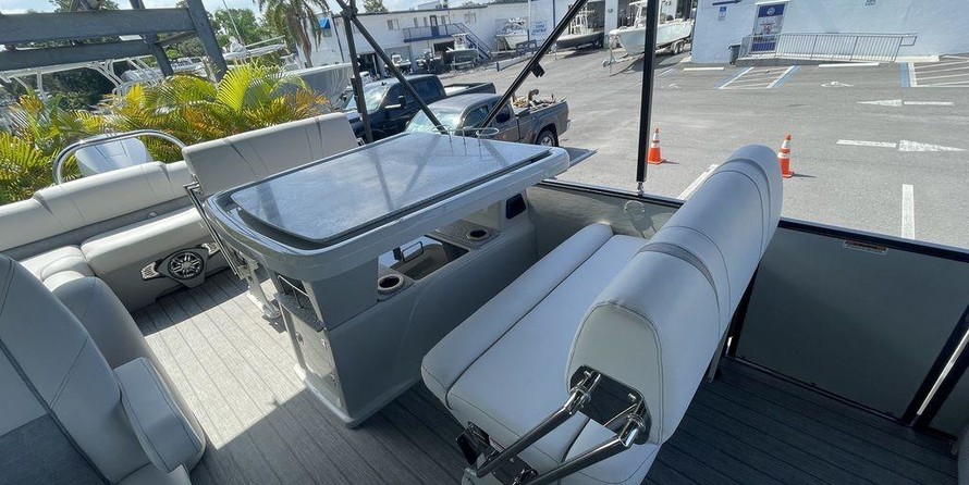 Avalon catalina 25 rf