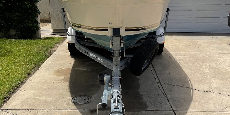 Sea ray 225 weekender