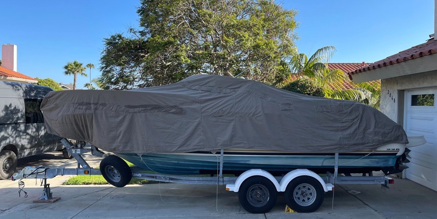 Sea ray 225 weekender