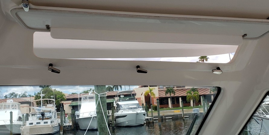 Tiara Yachts 3000 Open
