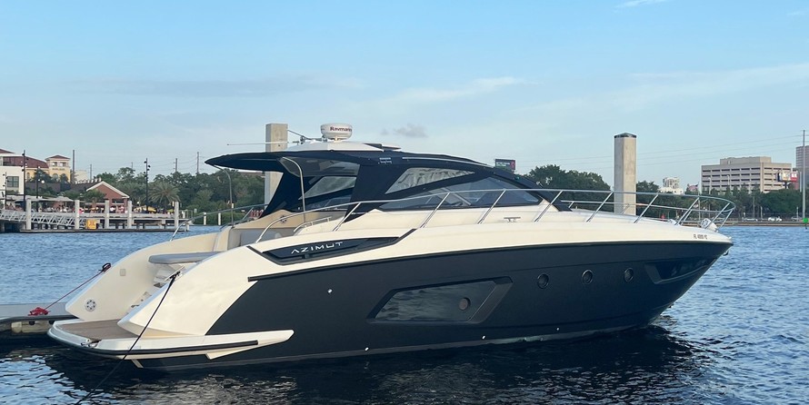 Azimut Atlantis 44