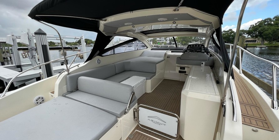 Azimut Atlantis 44