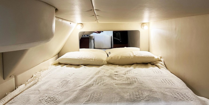 Chaparral 330 Signature