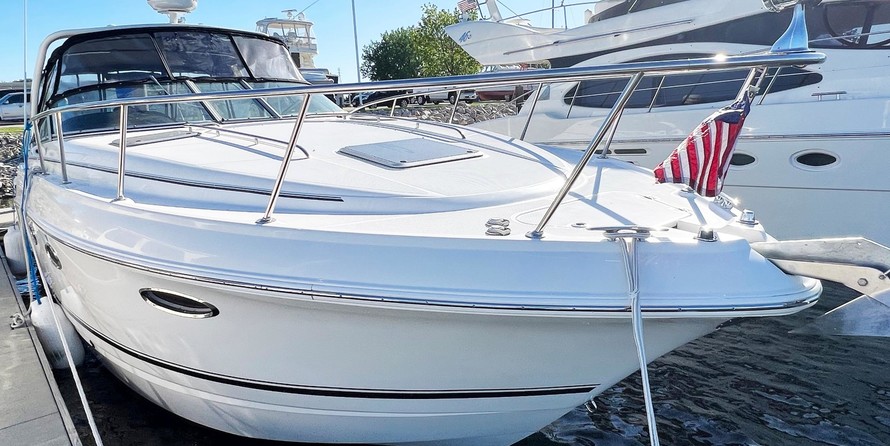 Chaparral 330 Signature