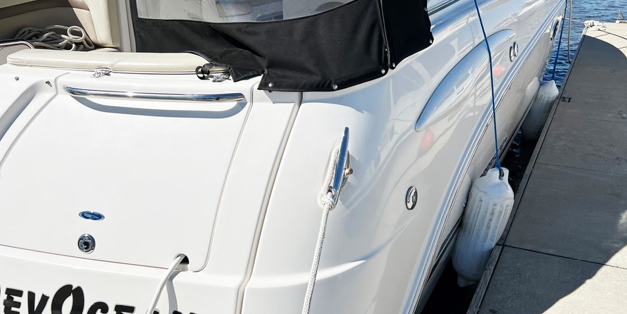 Chaparral 330 Signature