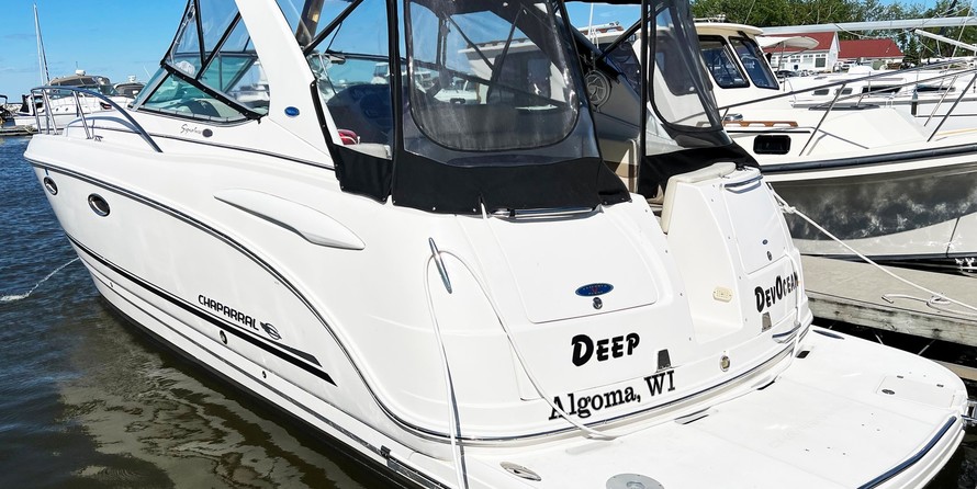 Chaparral 330 Signature