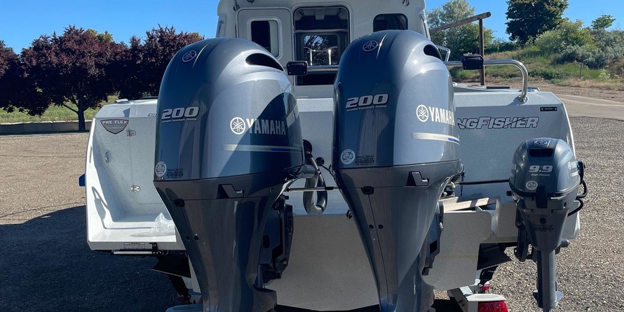 KingFisher 3025 Offshore