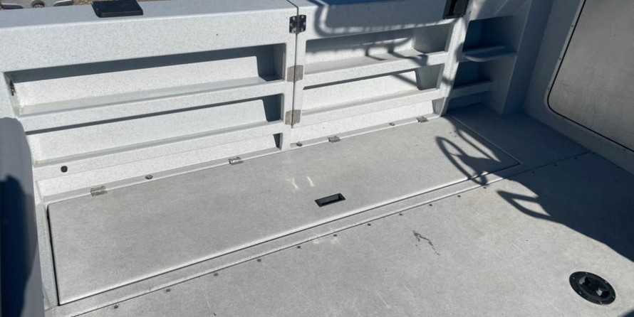 KingFisher 3025 Offshore