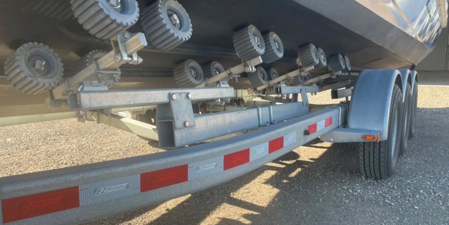 KingFisher 3025 Offshore