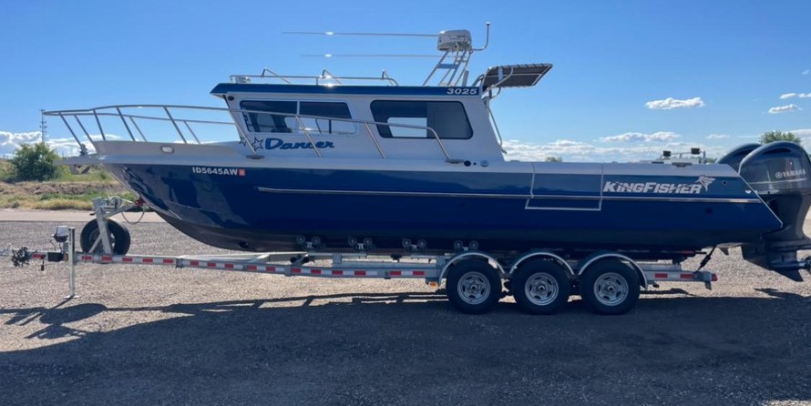 KingFisher 3025 Offshore