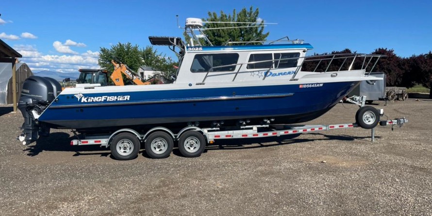 KingFisher 3025 Offshore