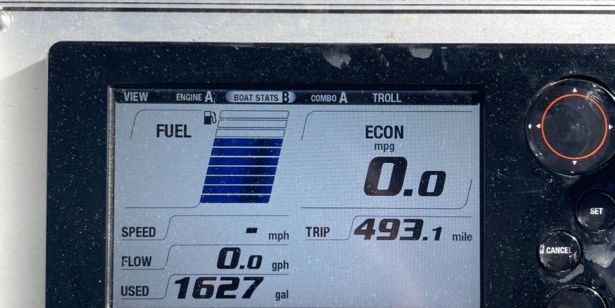 KingFisher 3025 Offshore